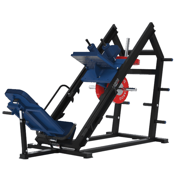 Presse à jambes inclinée 45° et hack squat LAROQ. Cadre acier noir, traîneau guidé avec plateforme antidérapante, siège rembourré réglable bleu, porte-disques latéraux et disques bumper rouges, vue 3/4.