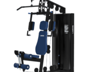 Machine de musculation multi-poste noire avec siège et rembourrages bleus marqués «LAROQ», poulies visibles, barre lat pulldown en haut et empilement de poids logé dans une tour. Vue ¾